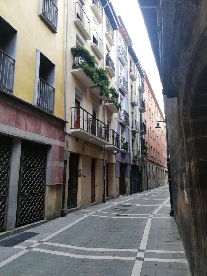 Calle Ansoleaga A 100 Mts Del Ayuntamiento Pamplona Exterior photo